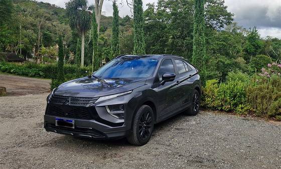 MITSUBISHI ECLIPSE CROSS 1.5 MIVEC TURBO GASOLINA HPE-S CVT MITSUBISHI ECLIPSE CROSS 1.5 MIVEC TURBO GASOLINA HPE-S CVT